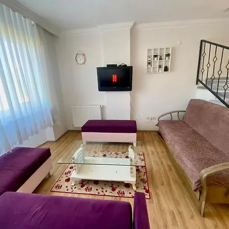 Konukevi Cozy Near The Airport Arnavutkoy